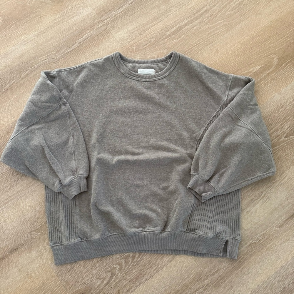 Aerie Sweatshirt Size M